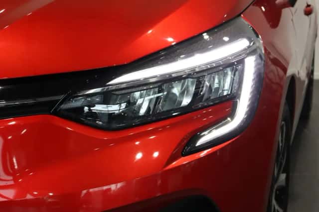 Renault Clio (2023) thumbnail 19