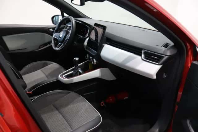 Renault Clio (2023) thumbnail 24