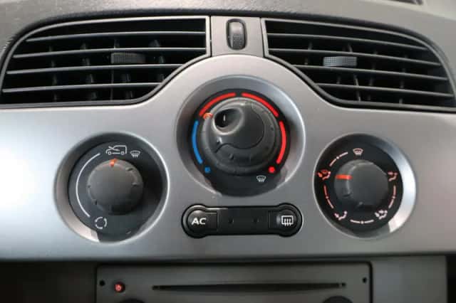 Renault Kangoo (2009) thumbnail 11