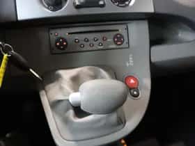 Renault Kangoo (2009) thumbnail 12