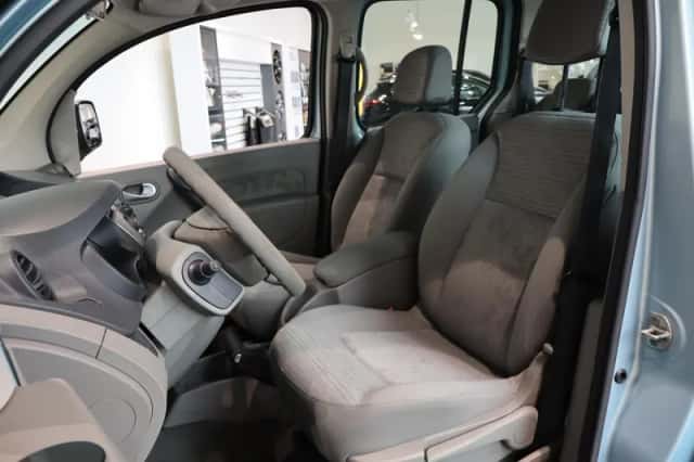 Renault Kangoo (2009) thumbnail 16