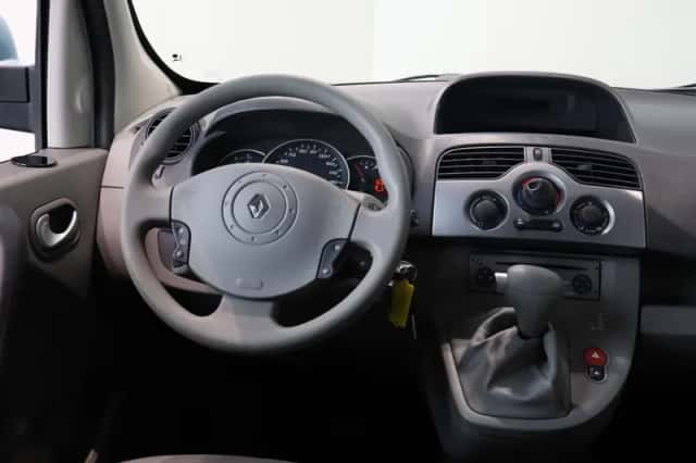 Renault Kangoo (2009) thumbnail 21