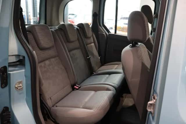 Renault Kangoo (2009) thumbnail 28