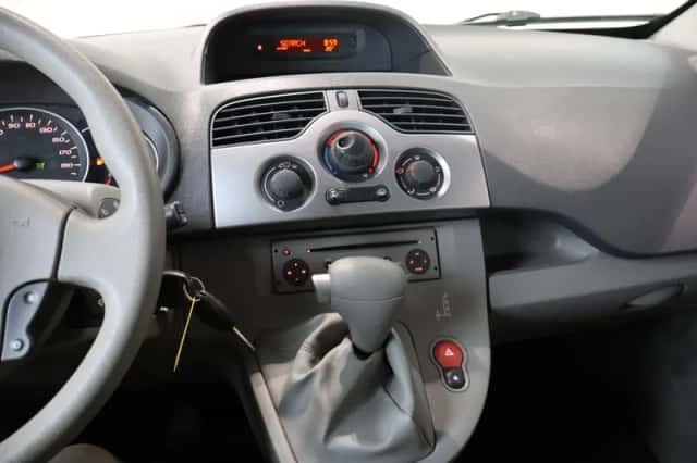 Renault Kangoo (2009) thumbnail 9