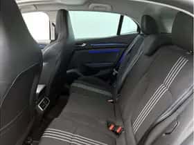 Renault Mégane (2019) thumbnail 25