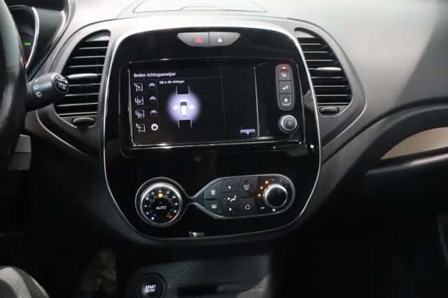 Renault Captur (2018) thumbnail 11