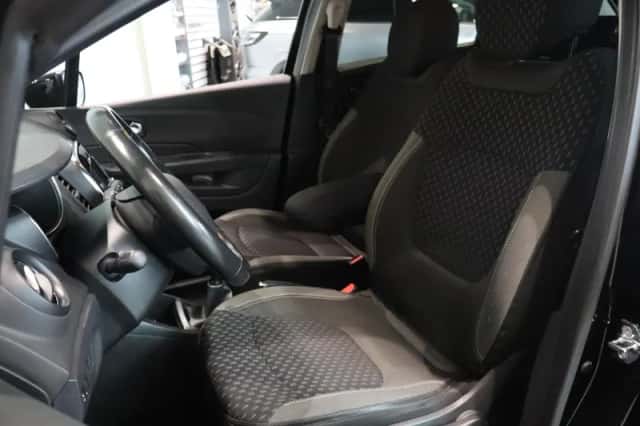 Renault Captur (2018) thumbnail 18