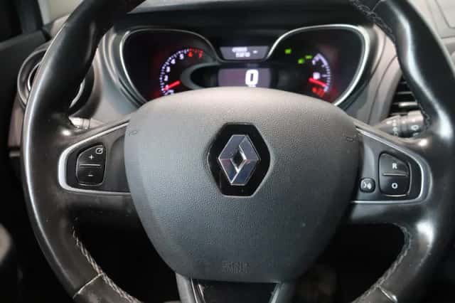 Renault Captur (2018) thumbnail 31