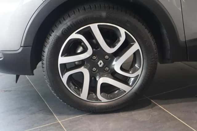 Renault Captur (2016) thumbnail 5