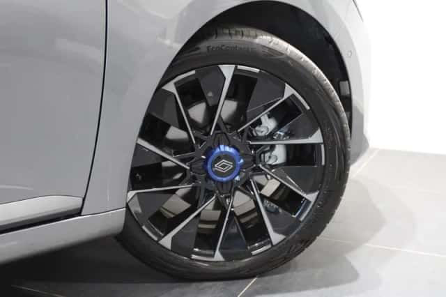 Renault Clio (2025) thumbnail 5