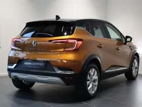 Renault Captur (2020) thumbnail 2