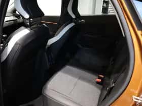 Renault Captur (2020) thumbnail 22