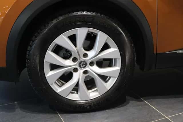 Renault Captur (2020) thumbnail 5