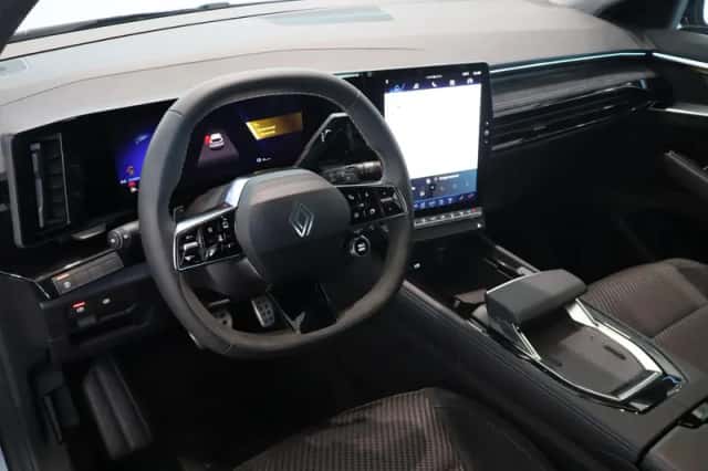 Renault Austral (2025) thumbnail 10