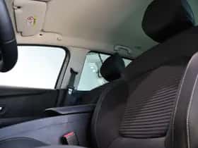 Renault Grand Scénic (2022) thumbnail 25