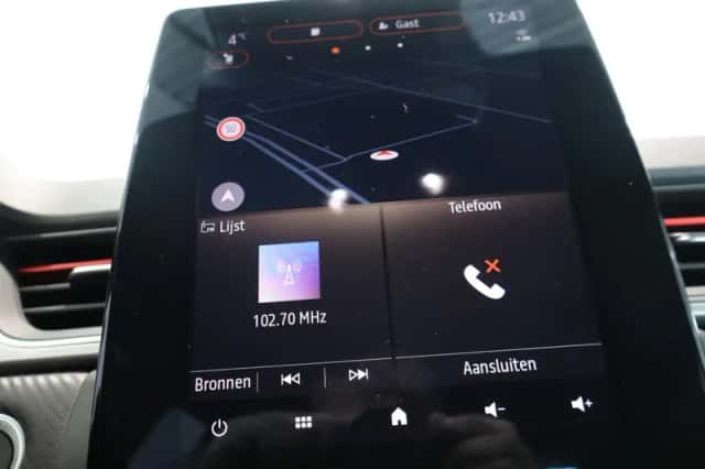Renault Captur (2022) thumbnail 12