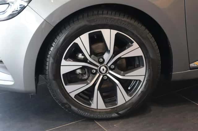 Renault Clio (2023) thumbnail 5