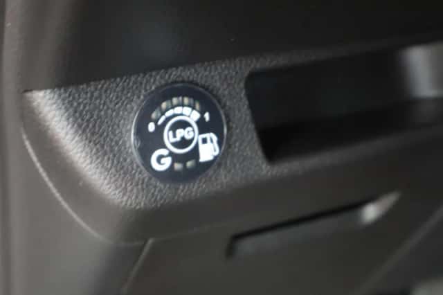 Renault Clio (2020) thumbnail 6