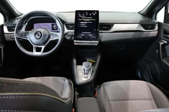 Renault Captur (2025) thumbnail 3