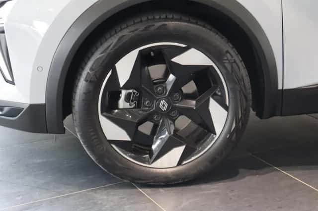 Renault Captur (2025) thumbnail 5