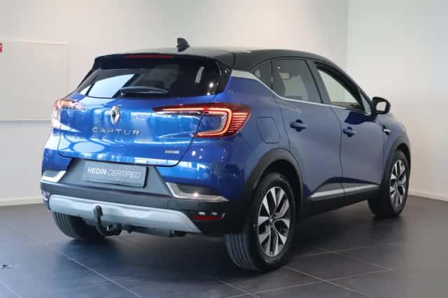 Renault Captur (2020) thumbnail 2
