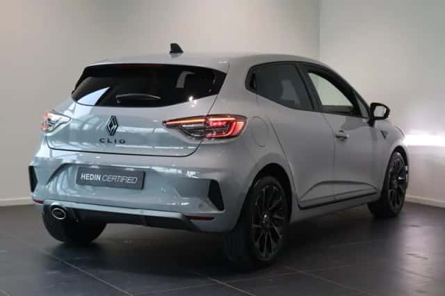 Renault Clio (2024) thumbnail 2
