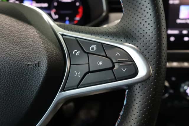 Renault Clio (2024) thumbnail 17