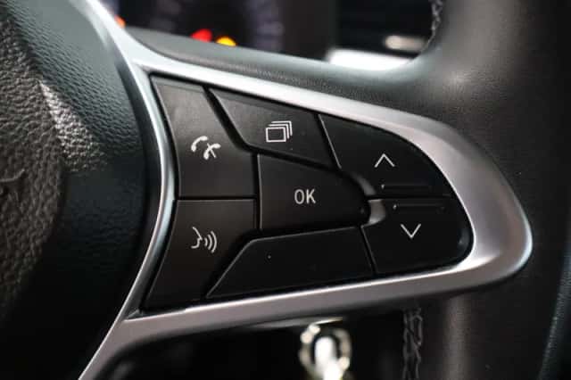 Renault Clio (2023) thumbnail 17
