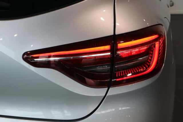 Renault Clio (2023) thumbnail 6