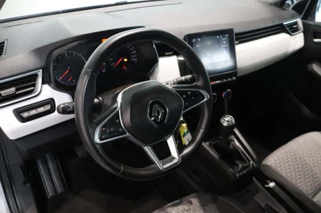 Renault Clio (2023) thumbnail 10