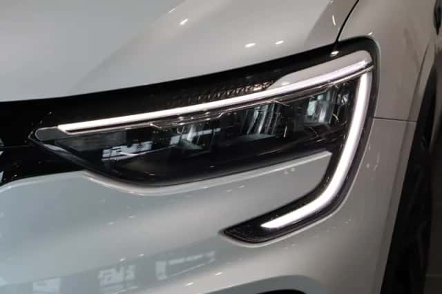 Renault Arkana (2024) thumbnail 22