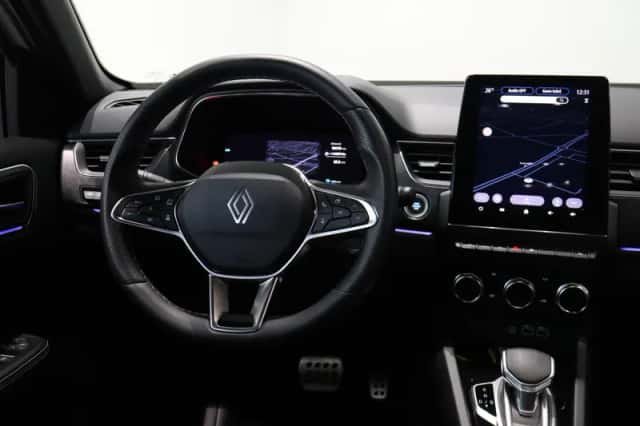 Renault Arkana (2024) thumbnail 35