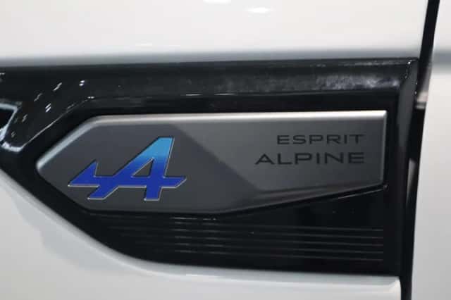 Renault Arkana (2024) thumbnail 6