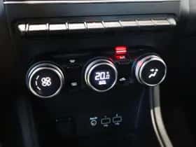 Renault Captur (2023) thumbnail 12