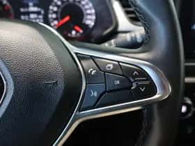 Renault Captur (2023) thumbnail 16