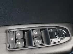Renault Captur (2023) thumbnail 26