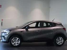 Renault Captur (2023) thumbnail 7