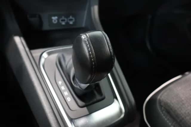 Renault Captur (2023) thumbnail 12