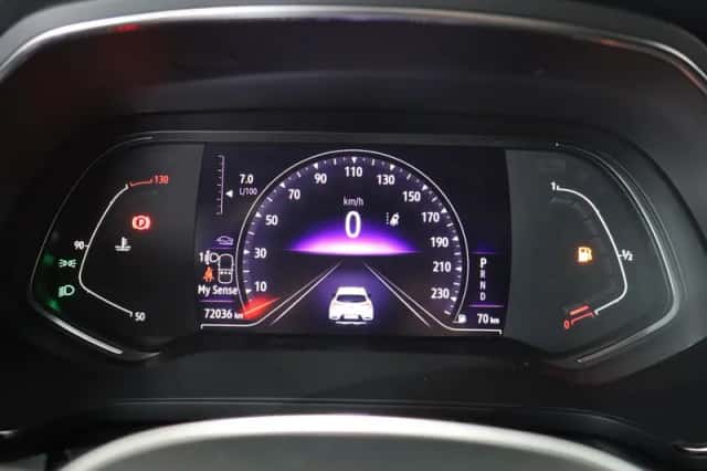 Renault Captur (2023) thumbnail 13