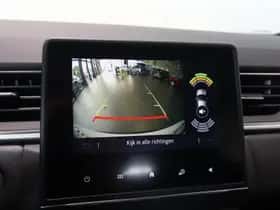 Renault Captur (2023) thumbnail 21