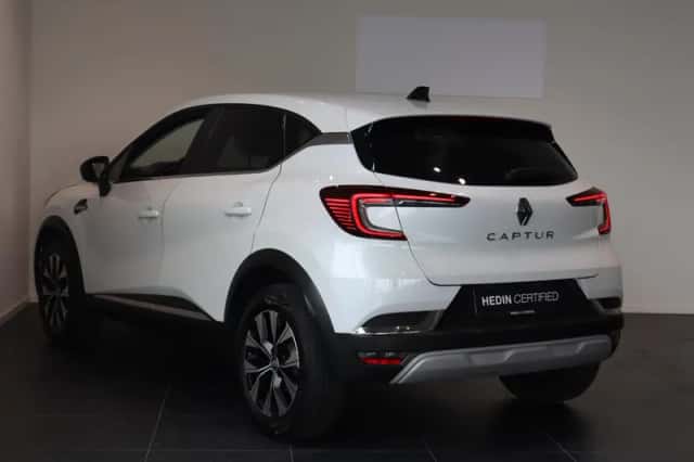 Renault Captur (2023) thumbnail 26