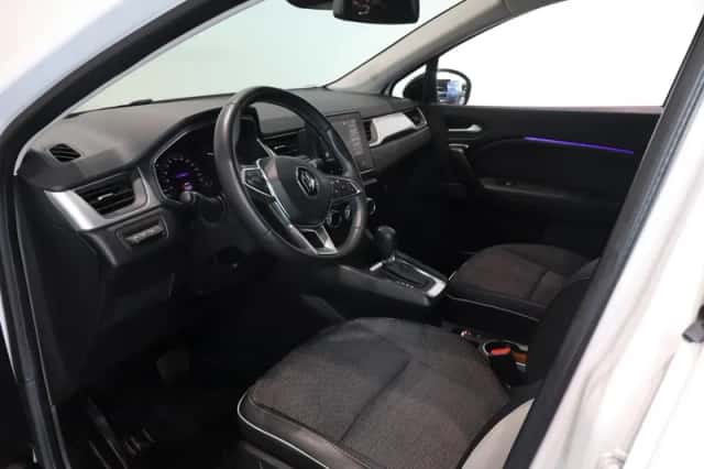 Renault Captur (2023) thumbnail 31