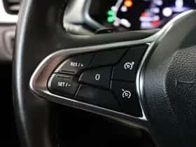 Renault Captur (2021) thumbnail 16