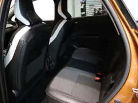 Renault Captur (2021) thumbnail 23