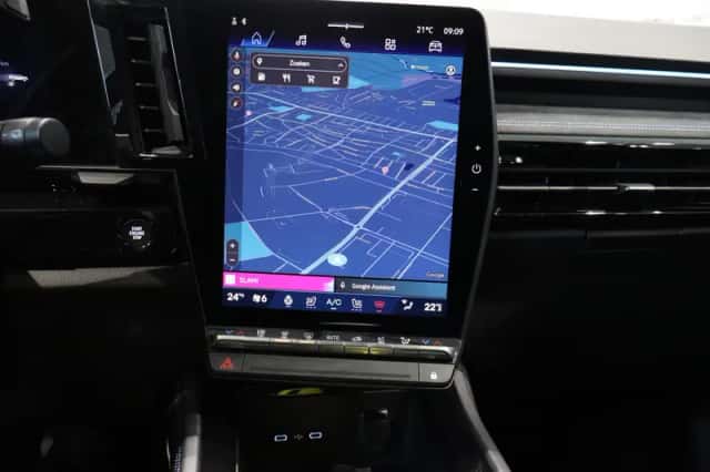 Renault Espace (2025) thumbnail 6