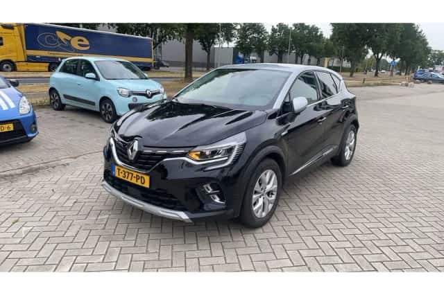 Renault Captur (2021) thumbnail 1