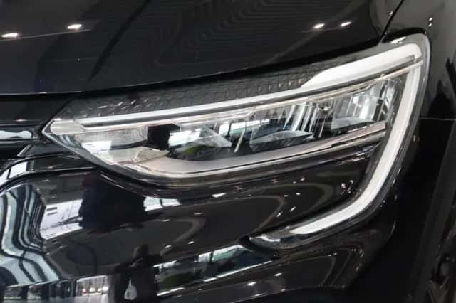 Renault Arkana (2023) thumbnail 23