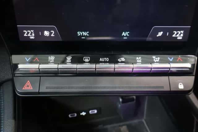 Renault Austral (2024) thumbnail 13