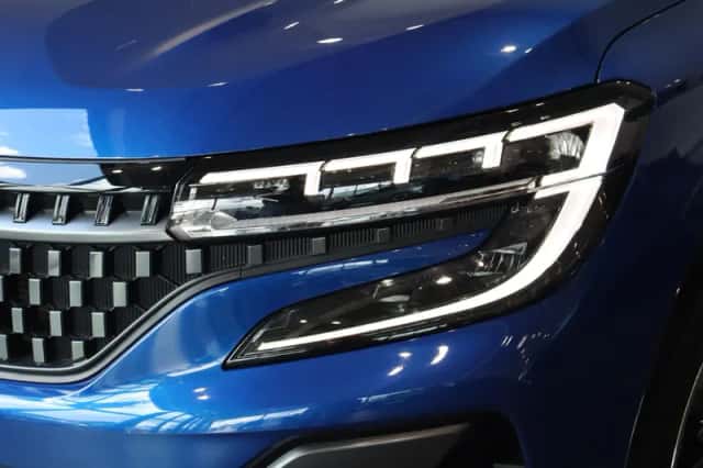 Renault Austral (2024) thumbnail 21