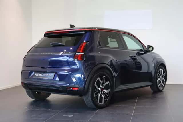 Renault 5 (2024) thumbnail 2